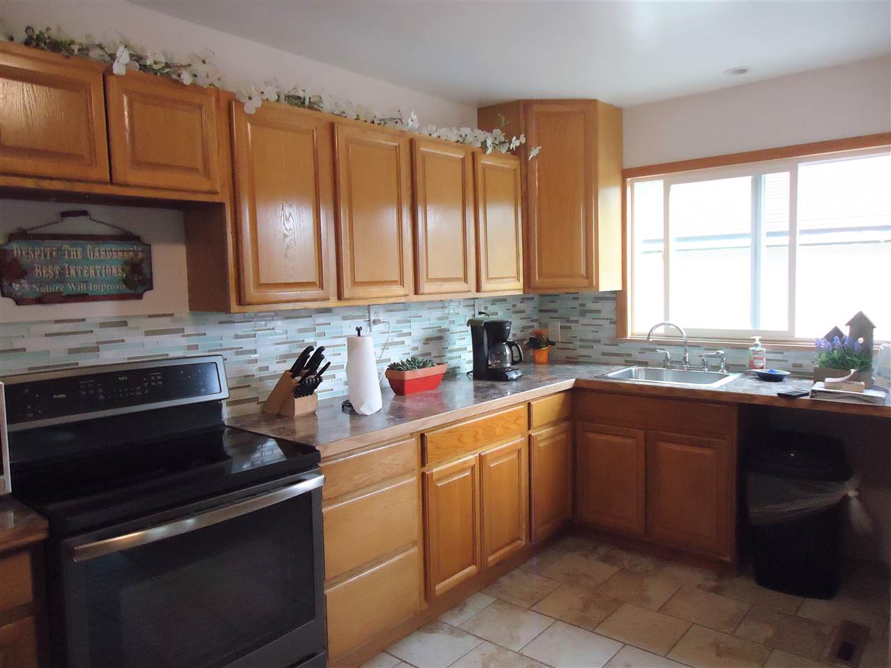 1900 4th Street Bay City, MI 48708 - Photo 7 of 26 1877172-6.JPG