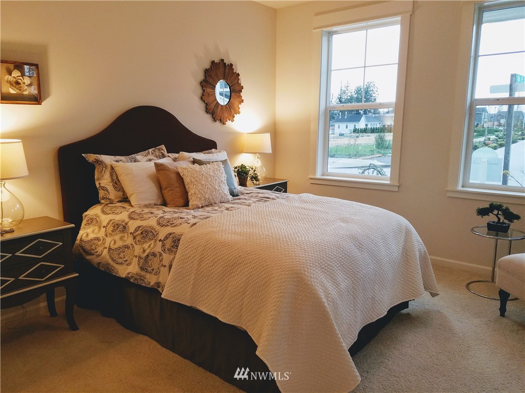 18615 45th Avenue Southeast Bothell, WA 98012 - Photo 6 of 24 Gallery Image 6