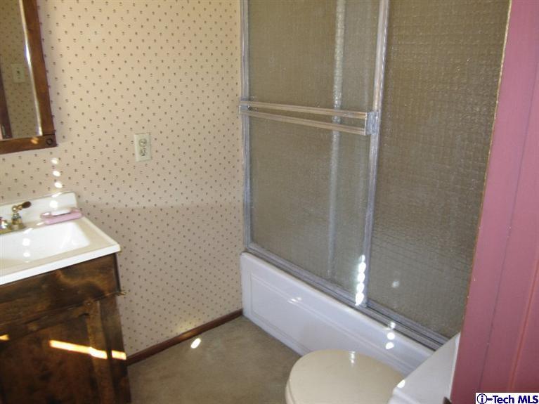 1829 Pepper Drive Altadena, CA 91001 - Photo 13 of 16 Additional Photo