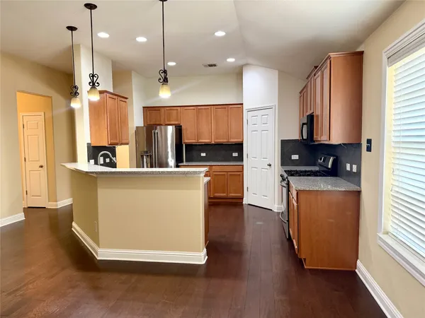 $2,850 | 718 Ann Taylor Drive, Austin, TX 78745