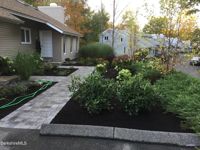 $624,900 | 15 Wexford Court, Unit 32, Lenox, MA 01240