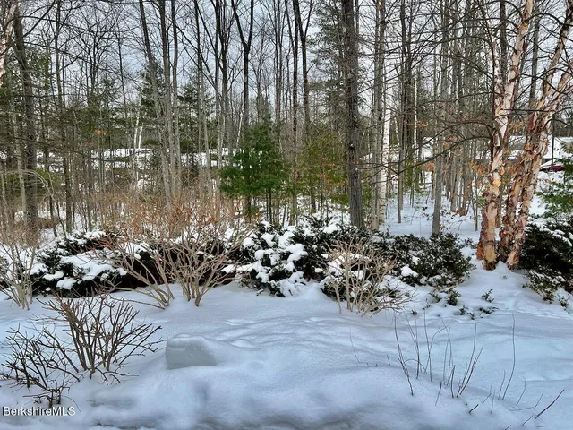 $624,900 | 15 Wexford Court, Unit 32, Lenox, MA 01240