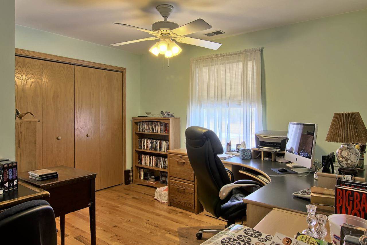 12683 Homestead Road Beulah, MI 49617 - Photo 16 of 37 1796115-15.JPG