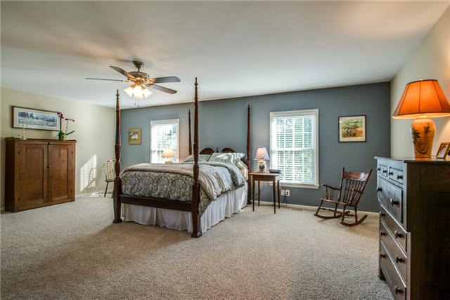 1979 Baker Road Goodlettsville, TN 37072 - Photo 12 of 20 Awesome Master Suite with wonderful closet too!