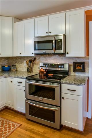 1979 Baker Road Goodlettsville, TN 37072 - Photo 8 of 20 Beautiful double oven!