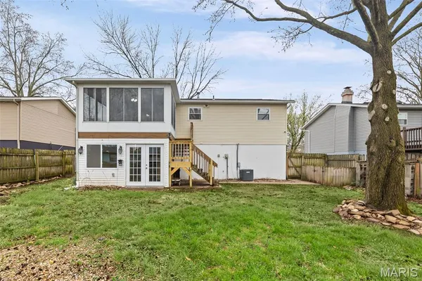 $255,000 | 308 Las Olas Drive, Belleville, IL 62221