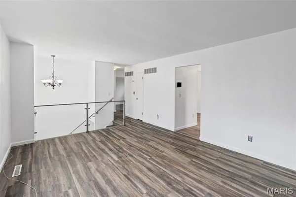 $255,000 | 308 Las Olas Drive, Belleville, IL 62221