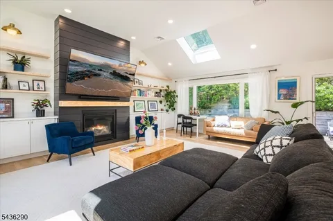 $1,849,000 | 244 Highland Avenue, Montclair, NJ 07043