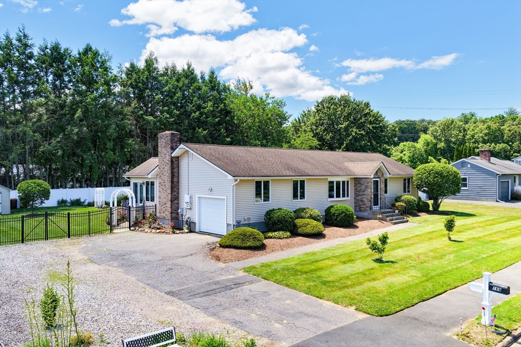 169 Country Road Agawam, MA 01001 - Photo 2 of 41