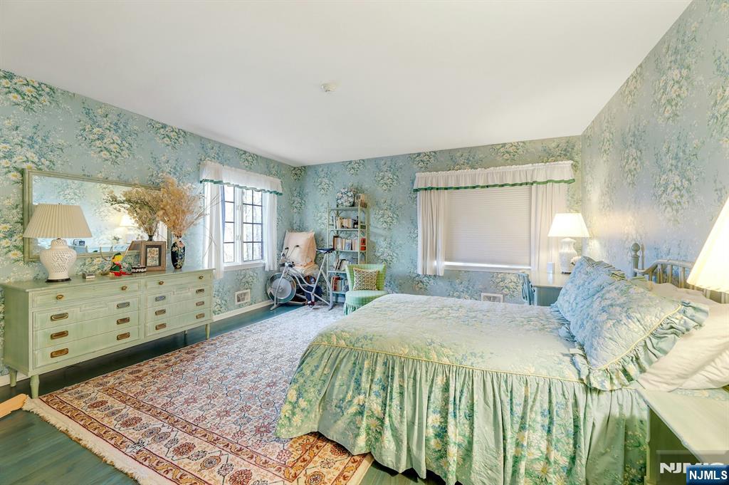 32 Litchfield Way Alpine, NJ 07620 - Photo 20 of 30