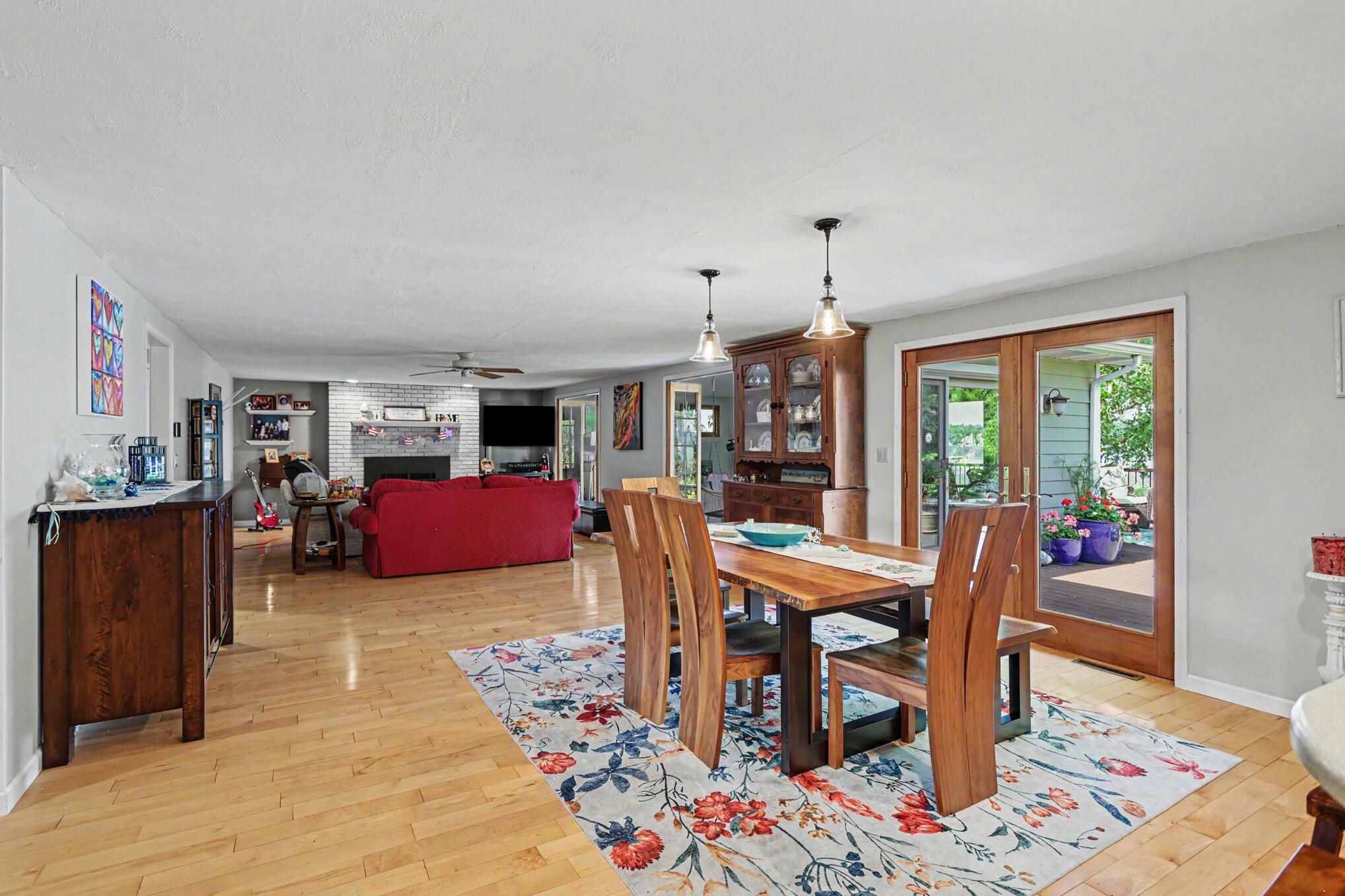 58929 Yeatter Road Colon, MI 49040 - Photo 11 of 36 011_file_3906