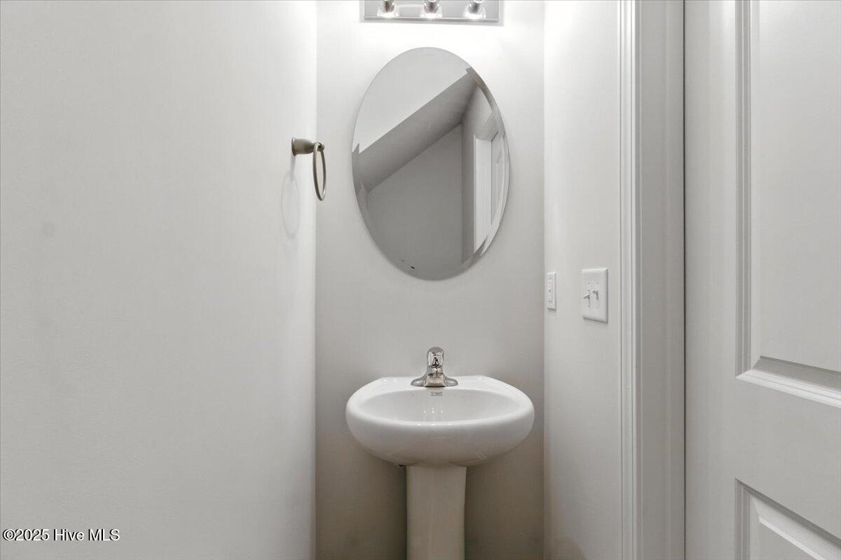 5666 Muscadine Road Wilson, NC 27893 - Photo 9 of 26 For reference only