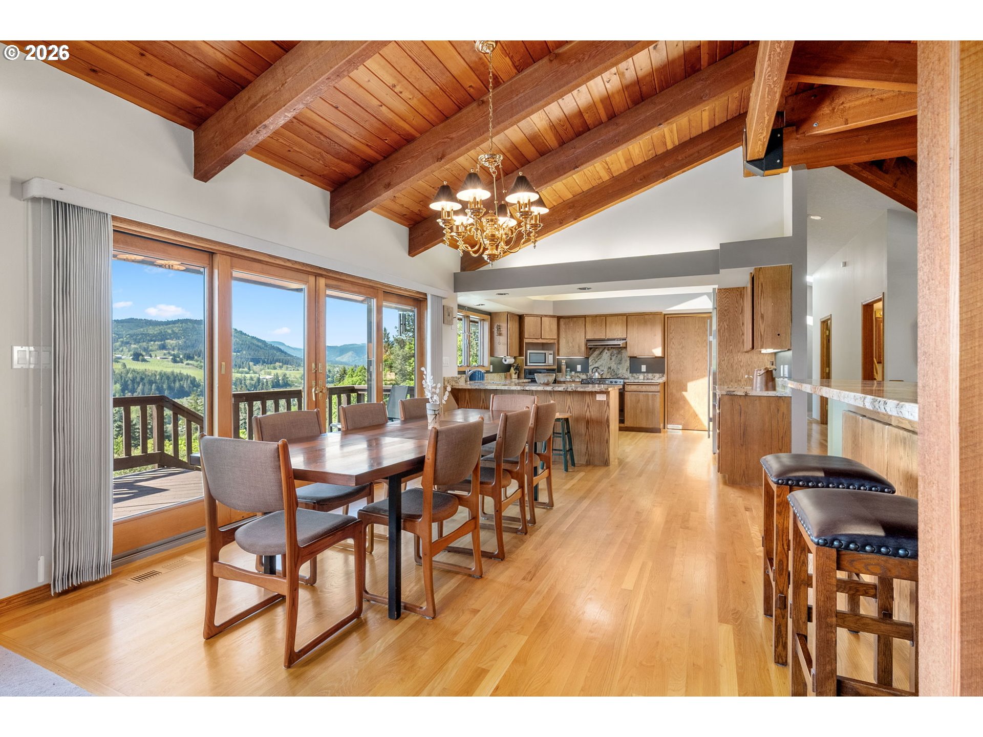 2250 Riverdale Road Hood River, OR 97031 - Photo 12 of 48