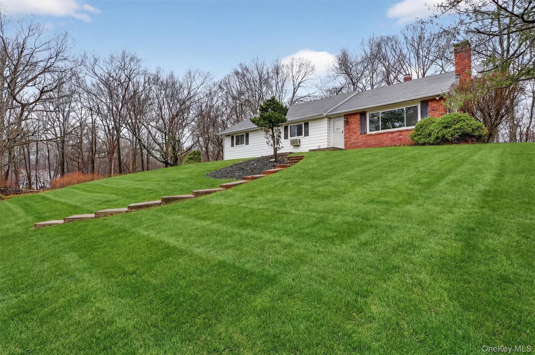 5 River Road Suffern, NY 10901 - Photo 2 of 50