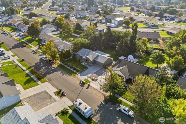 $369,900 | 4906 Kalahari Drive, Pasco, WA 99301