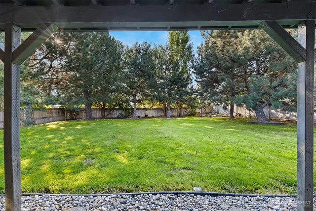 $369,900 | 4906 Kalahari Drive, Pasco, WA 99301