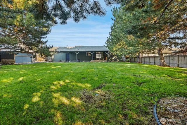 $369,900 | 4906 Kalahari Drive, Pasco, WA 99301