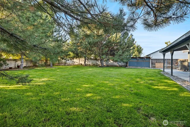 $369,900 | 4906 Kalahari Drive, Pasco, WA 99301