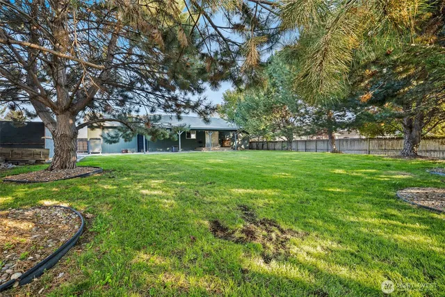 $369,900 | 4906 Kalahari Drive, Pasco, WA 99301