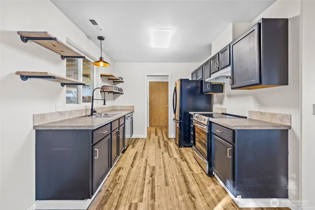 $369,900 | 4906 Kalahari Drive, Pasco, WA 99301