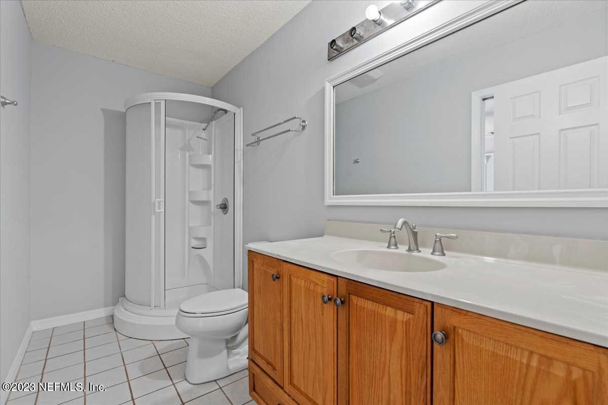 4658 Ridge Walk Lane Jacksonville, FL 32257 - Photo 12 of 16 13-Guest Bath