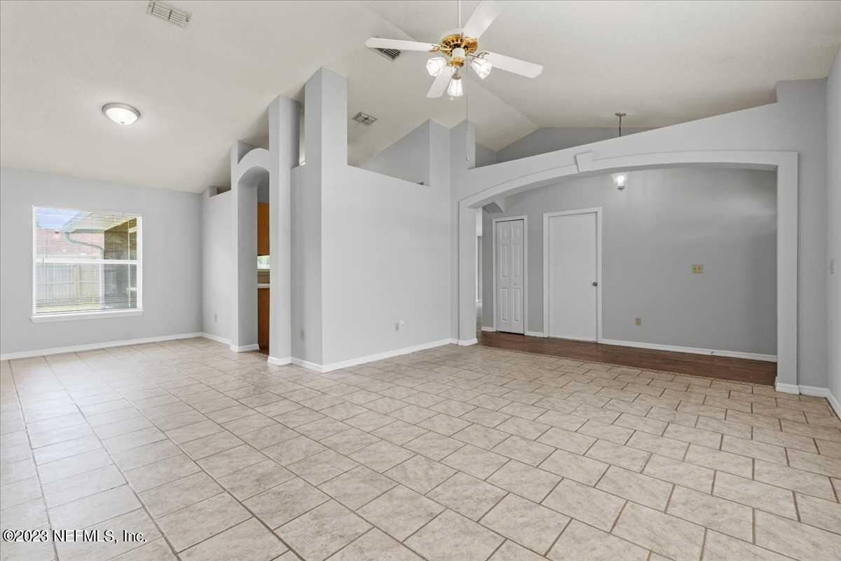 4658 Ridge Walk Lane Jacksonville, FL 32257 - Photo 4 of 16 04-Living & Dining