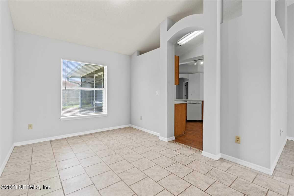 4658 Ridge Walk Lane Jacksonville, FL 32257 - Photo 5 of 16 05-Dining
