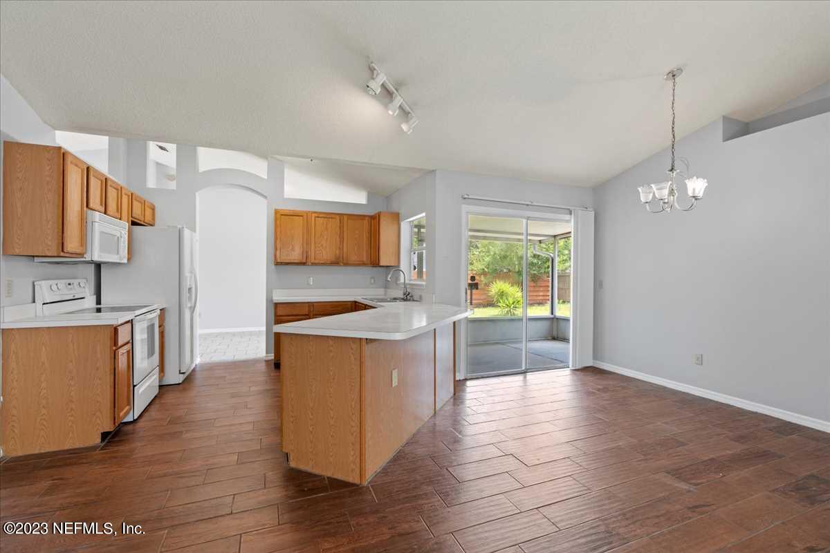 4658 Ridge Walk Lane Jacksonville, FL 32257 - Photo 8 of 16 08-Kitchen and Breakfast Nook