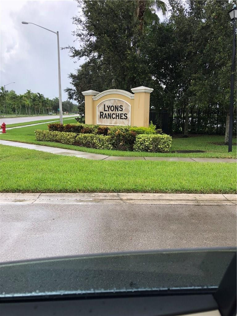 8406 Lyons Ranches Road Boynton Beach, FL 33472 - Photo 3 of 14 Photo 3