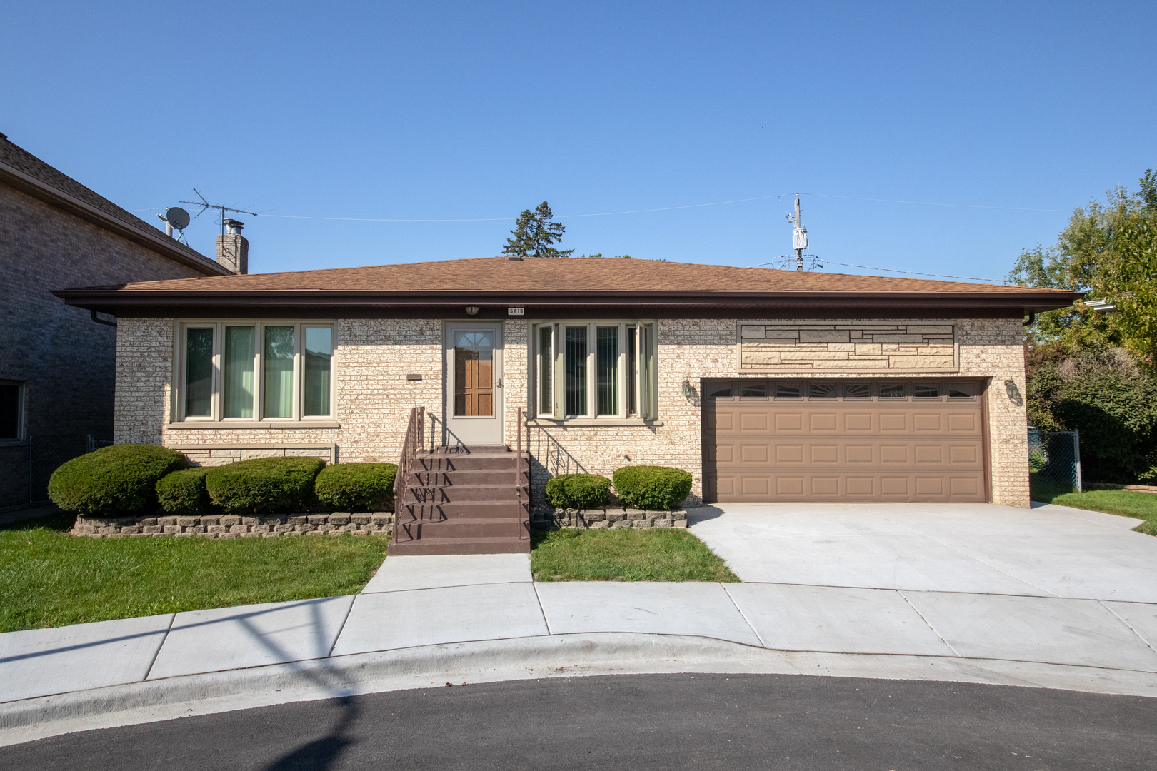 5818 North Octavia Avenue Chicago, IL 60631 - Photo 1 of 15