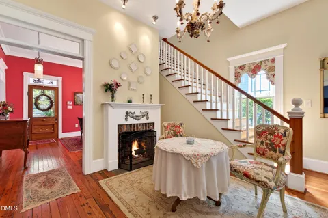 $1,295,000 | 225 Elm Street, Raleigh, NC 27601