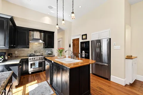 $1,295,000 | 225 Elm Street, Raleigh, NC 27601