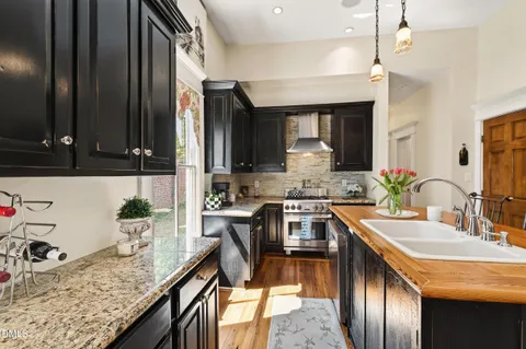 $1,295,000 | 225 Elm Street, Raleigh, NC 27601