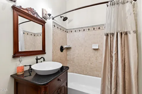$1,295,000 | 225 Elm Street, Raleigh, NC 27601