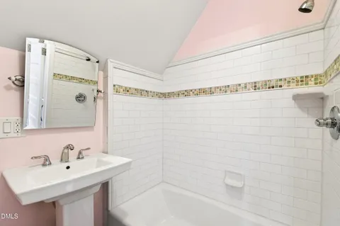 $1,295,000 | 225 Elm Street, Raleigh, NC 27601