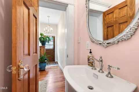 $1,295,000 | 225 Elm Street, Raleigh, NC 27601