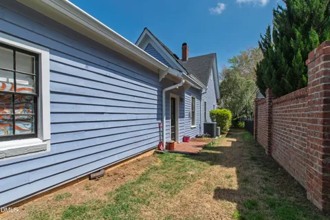 $1,295,000 | 225 Elm Street, Raleigh, NC 27601