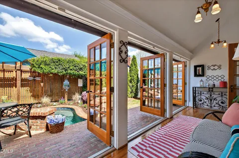 $1,295,000 | 225 Elm Street, Raleigh, NC 27601