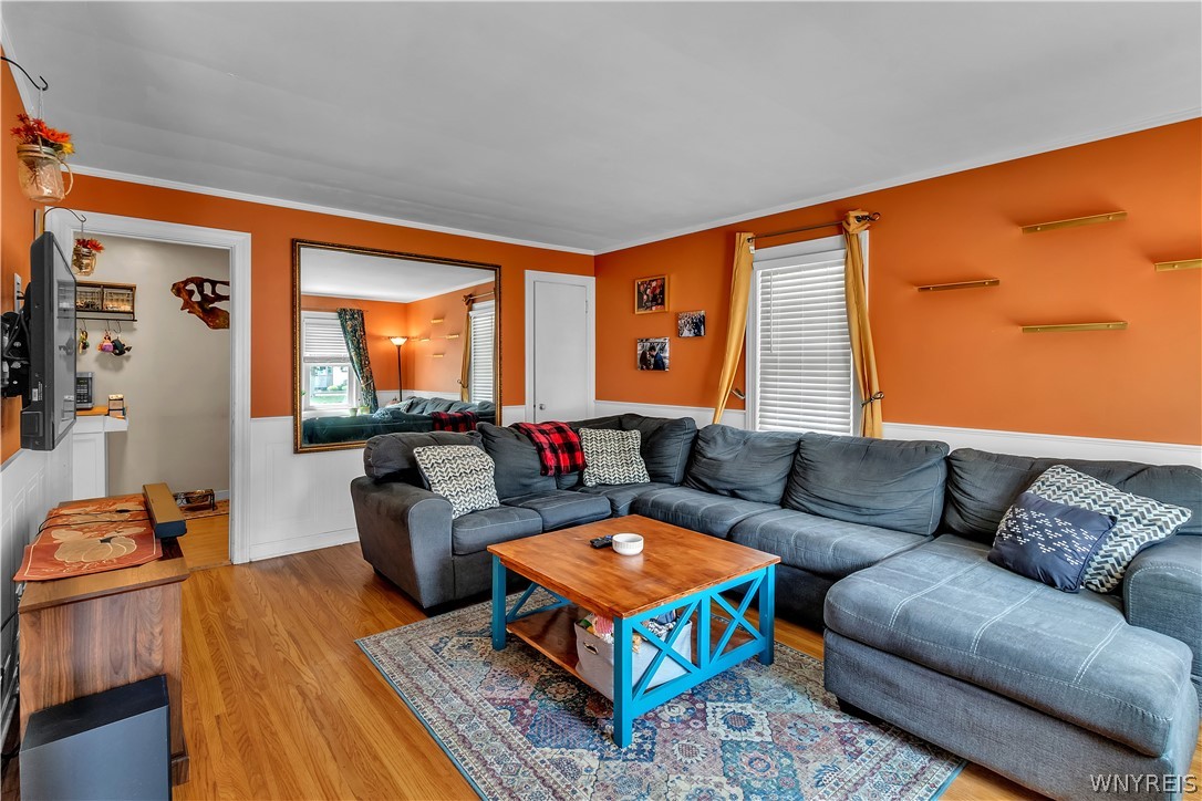 782 Beach Road Cheektowaga, NY 14225 - Photo 5 of 45
