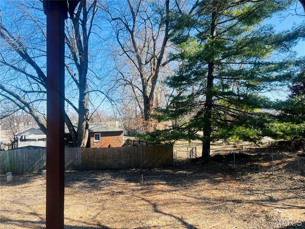 508 Bornman Street Belleville, IL 62220 - Photo 4 of 19