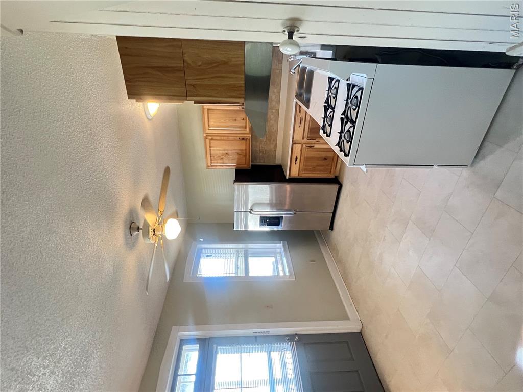 508 Bornman Street Belleville, IL 62220 - Photo 5 of 19