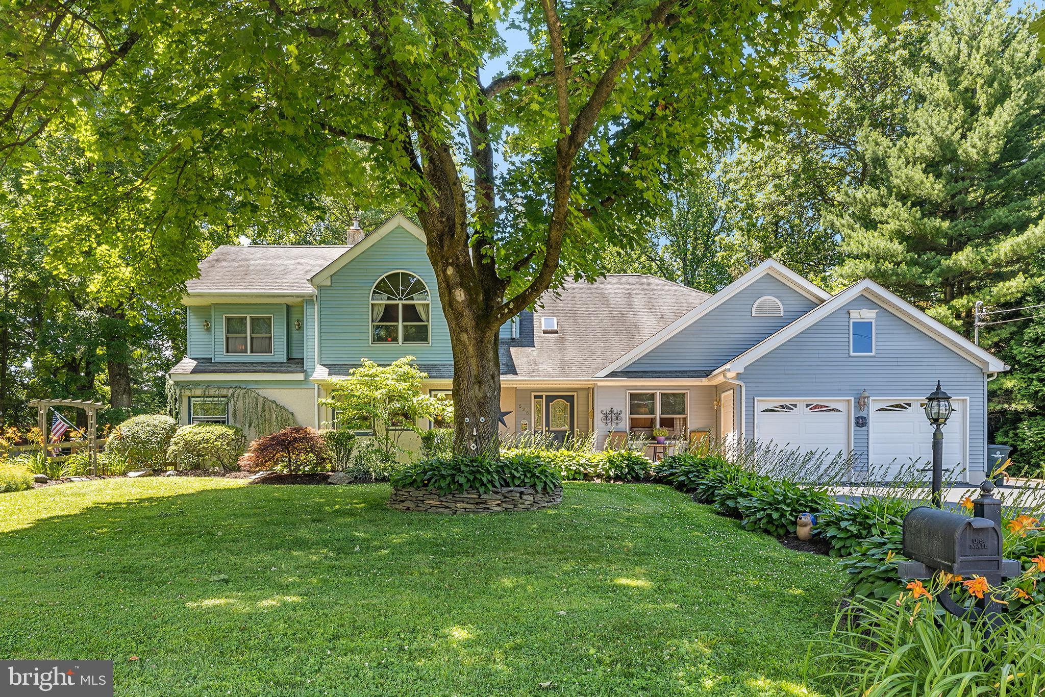 526 Pinney Road Huntingdon Valley, PA 19006 - Photo 2 of 49 Gallery Image 2