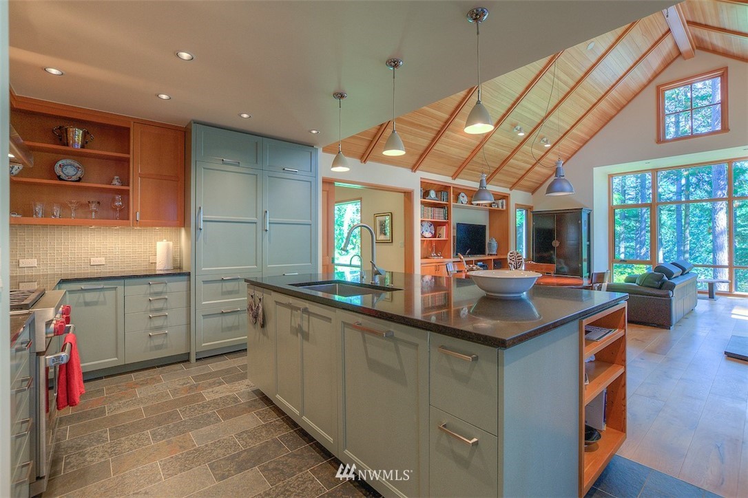 531 Old Farm Road Orcas Island, WA 98280 - Photo 13 of 40 Gallery Image 13
