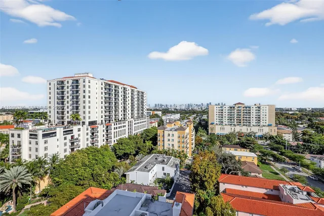 $520,000 | 911 East Ponce De Leon Boulevard, Unit 1504, Coral Gables, FL 33134