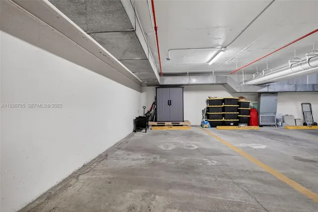 $520,000 | 911 East Ponce De Leon Boulevard, Unit 1504, Coral Gables, FL 33134