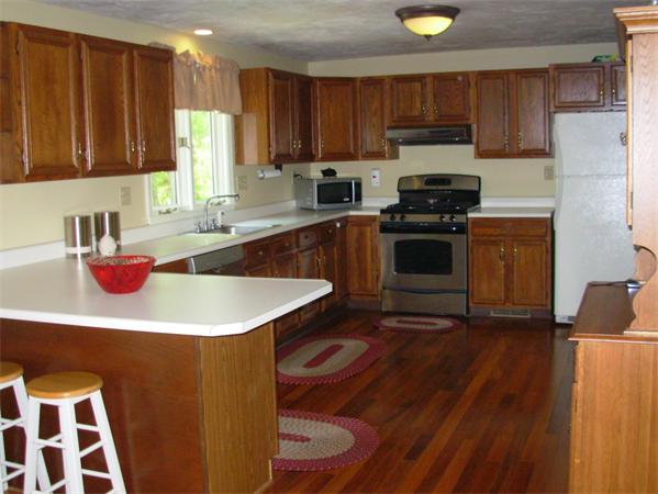 90 Ridge Street Millis, MA 02054 - Photo 3 of 25 Gallery Image 3