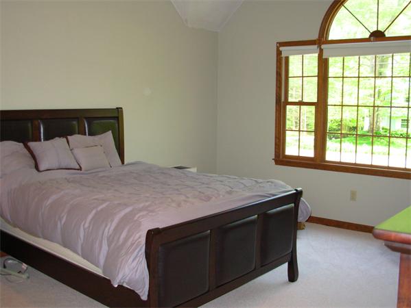 90 Ridge Street Millis, MA 02054 - Photo 10 of 25 Gallery Image 10