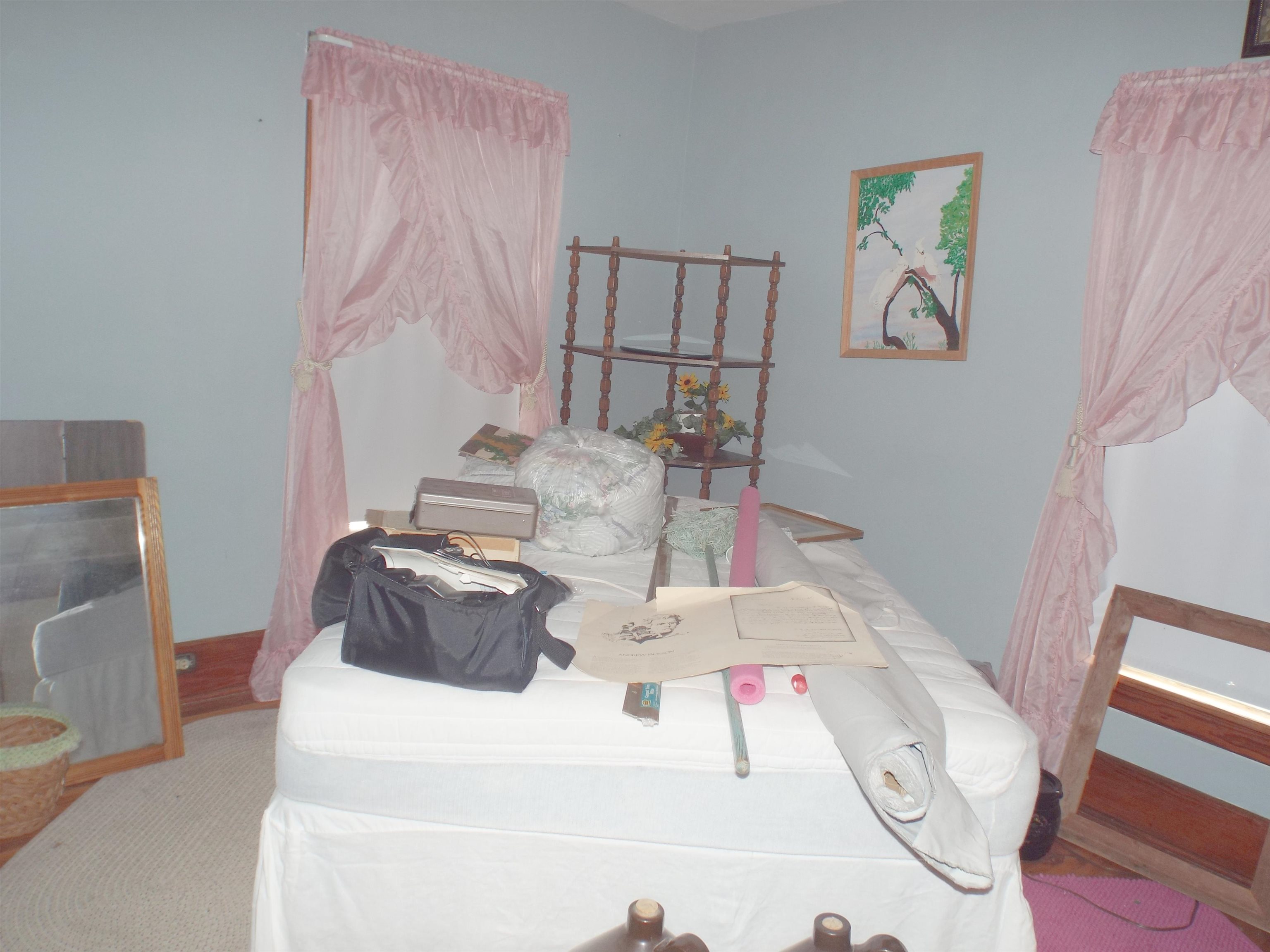416 Chestnut Street Warren, IL 61087 - Photo 9 of 23 a living room with furniture and a table