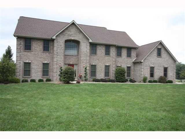3504 Jonathan Ridge Columbus, IN 47201 - Photo 1 of 12 Gallery Image 1