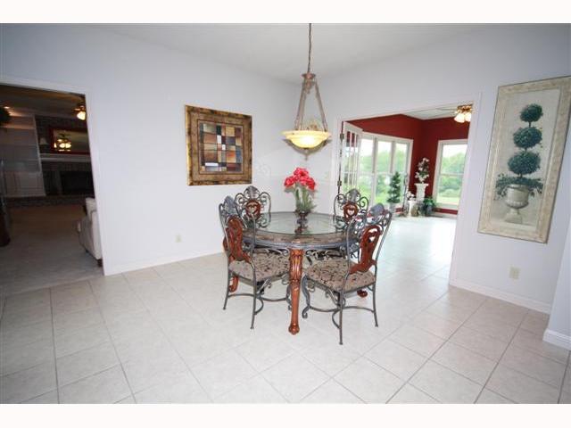 3504 Jonathan Ridge Columbus, IN 47201 - Photo 7 of 12 Gallery Image 7